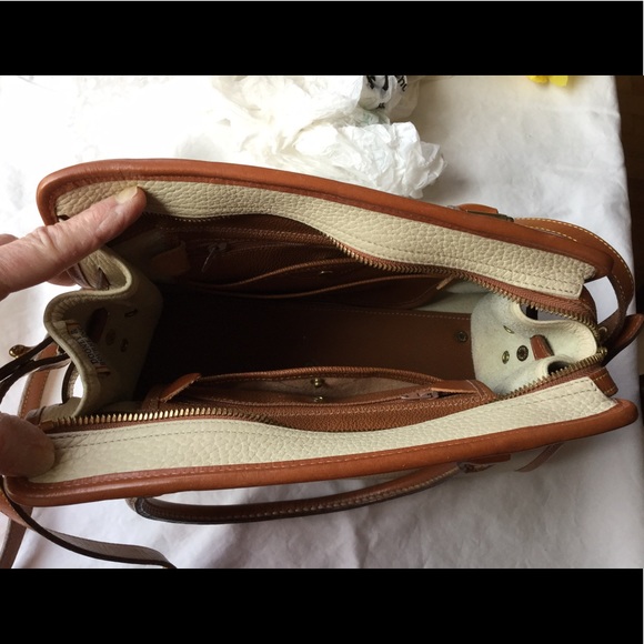 Dooney & Bourke AWL Handbag Shoulder Crossbody Bag Vanilla/British Tan - Picture 13 of 16